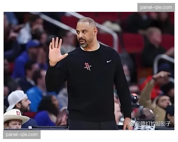 联盟就某球队管理层涉嫌违规接触新秀展开调查